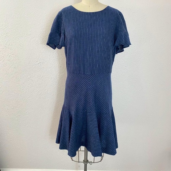 Banana Republic Dresses & Skirts - Banana Republic Linen blend pinstripe dress